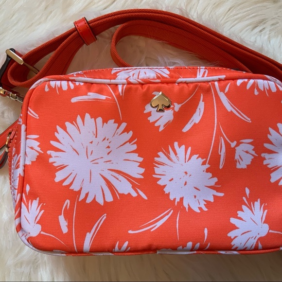 Kate Spade Jae Blossom Small Camera Bag - NWT - Picture 2 of 16